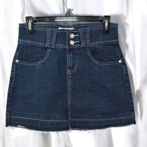 Rubee Dark Wash Denim Mini Skirt Raw Hem High Waist Y2K Style Size 5 Pink Stitch